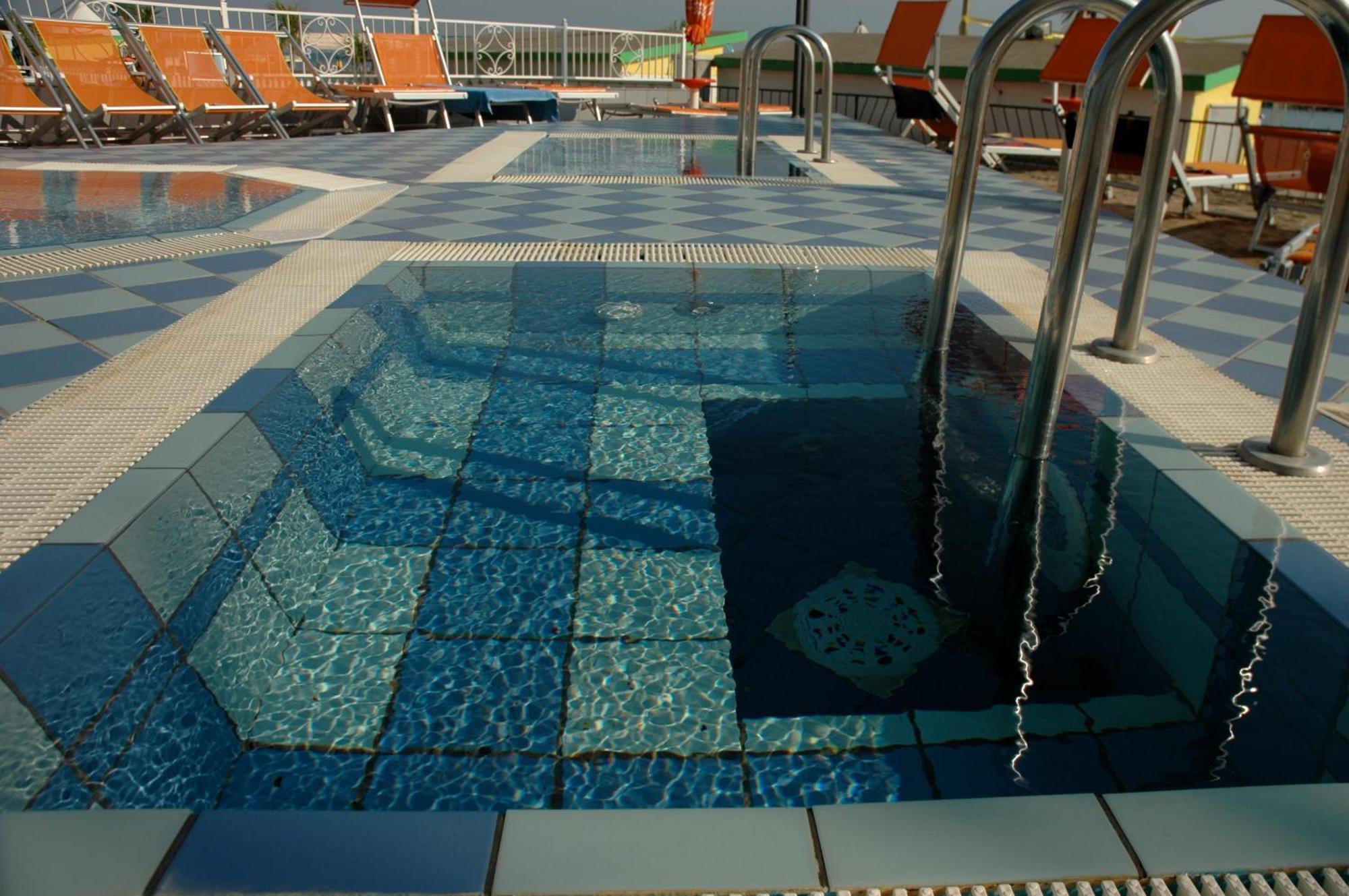 Hotel Gradara Bellaria-Igea Marina Esterno foto