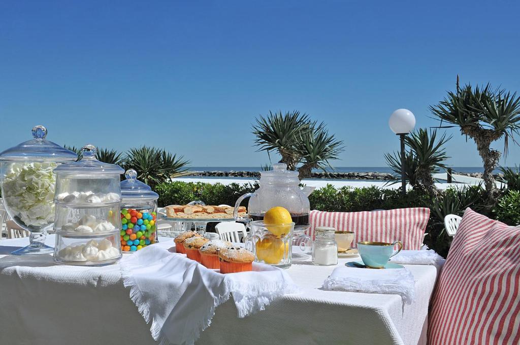 Hotel Gradara Bellaria-Igea Marina Esterno foto